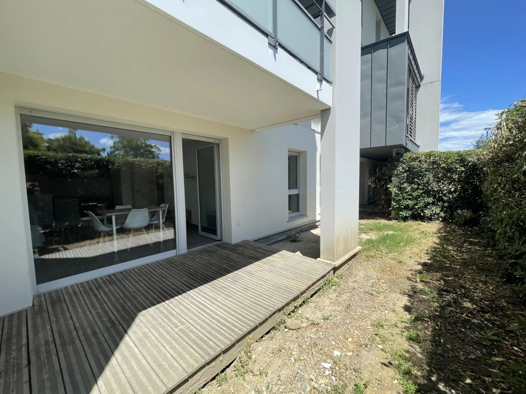 Terrace - Furnished Flat with Garden in Colomiers