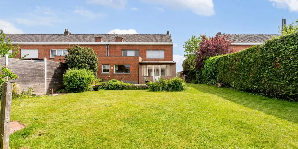Aed - Spacious House with Garden in Wevelgem