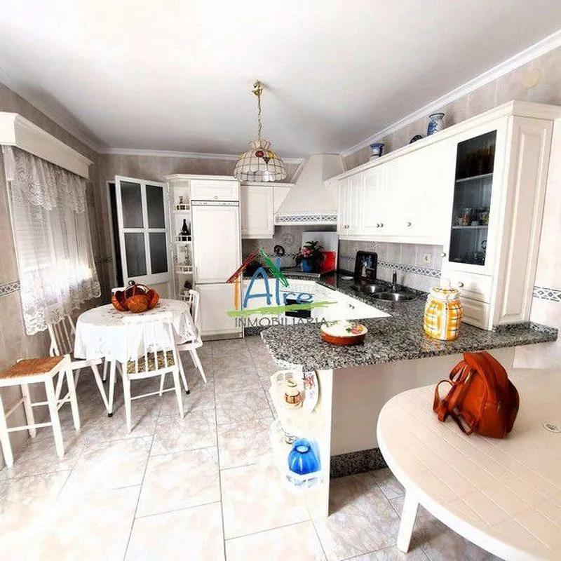 Cuisine - Corner Chalet with Two Entrances in Cala, Huelva