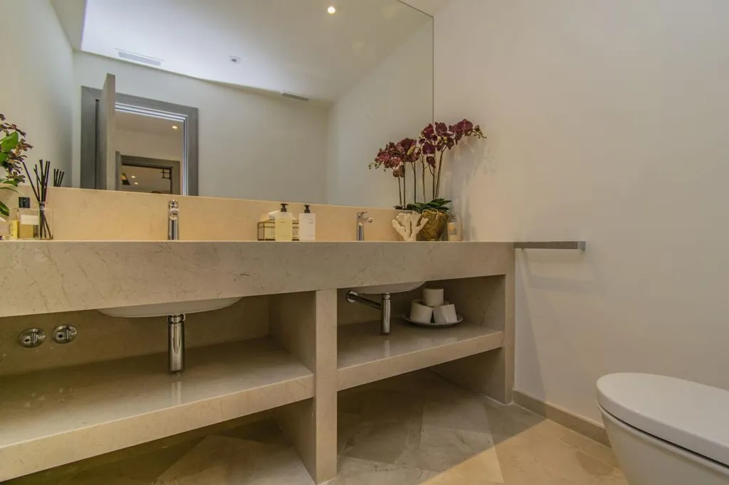 Vannitoad - Luxury Apartment with Sea Views in Marbella