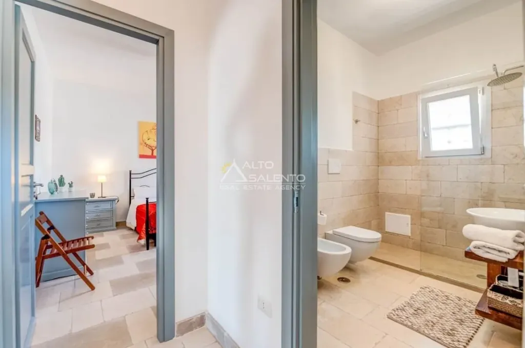 Bathrooms - Renovated Villa with Pool near Ostuni