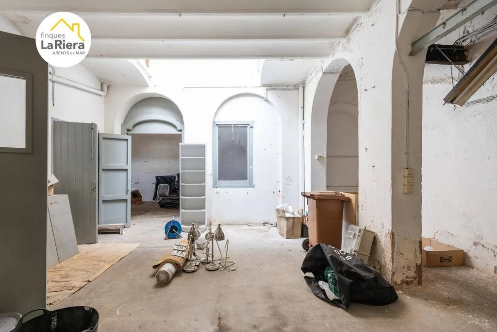 Pièces - Converted Factory House in Arenys de Mar