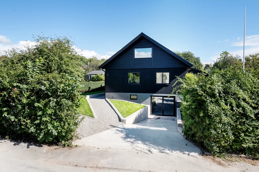 Extérieur - Fully Renovated Villa with Sunny Garden in Järfälla