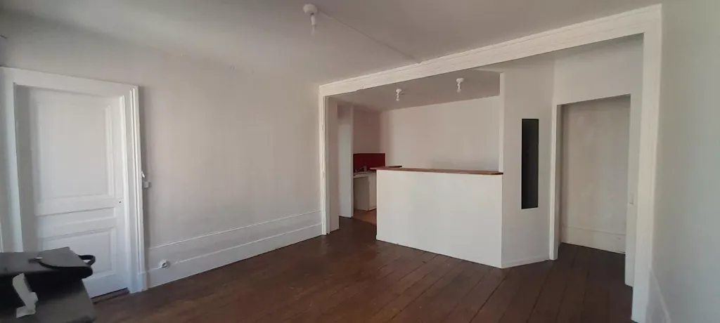 Elutuba - Bright Attic Apartment near Place Pasteur, Besançon