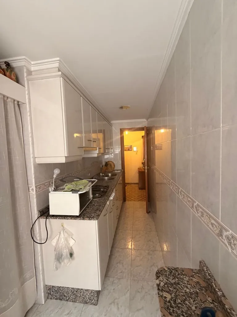 Cuisine - Bright Apartment with Balcony in Benicalap, Valencia