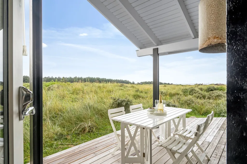 Terrazza - Cottage with Sea View in Nørlev