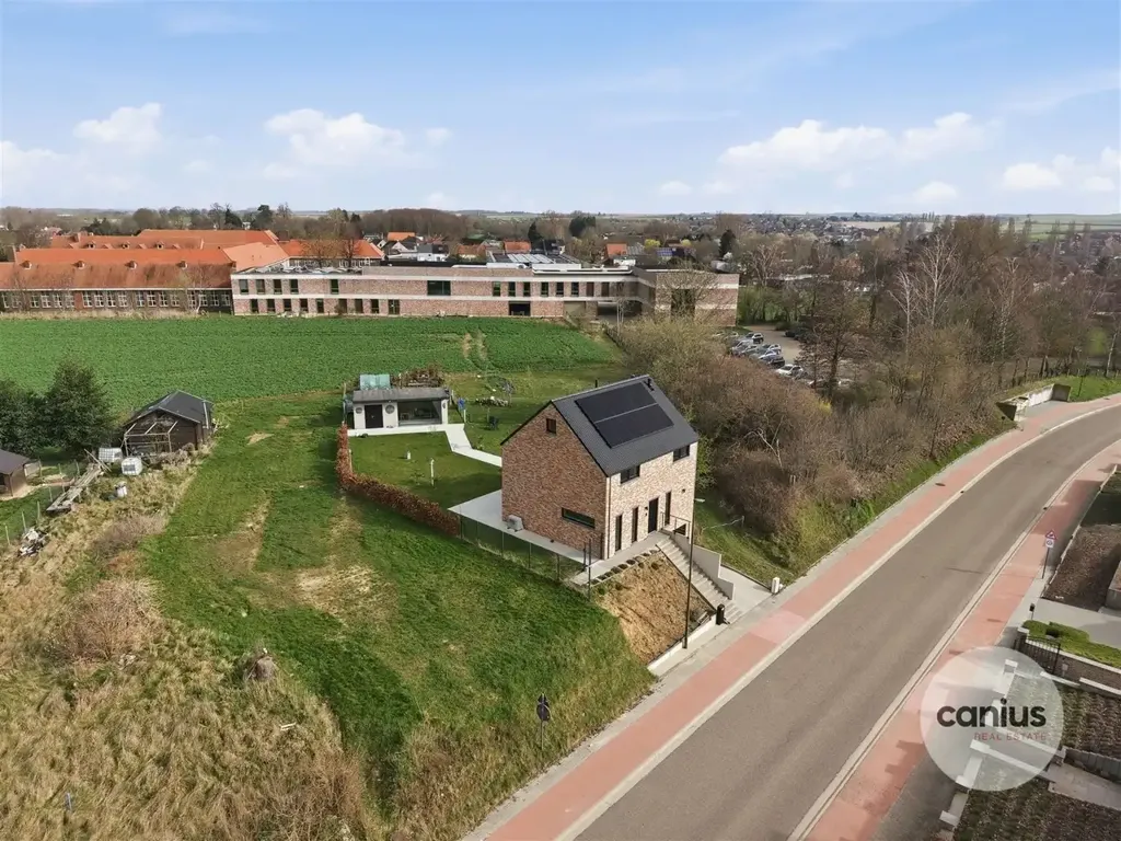 Õhuvaade - Energy-Efficient House with Elevator in Landen