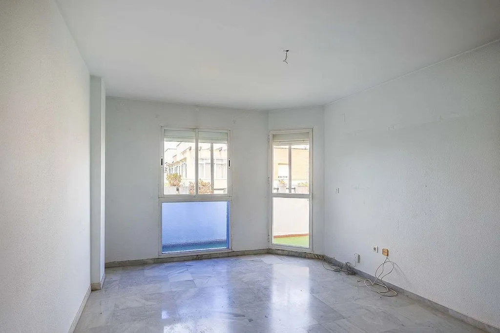Pièces - Apartment with Pool and Terrace in Ciudad Aljarafe