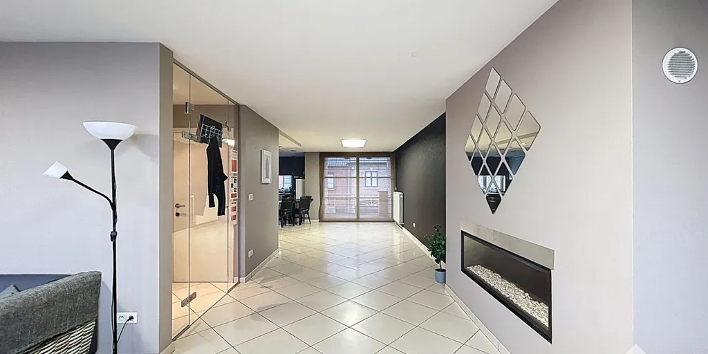 Esik - Duplex Apartment with Terrace in Peer Centre