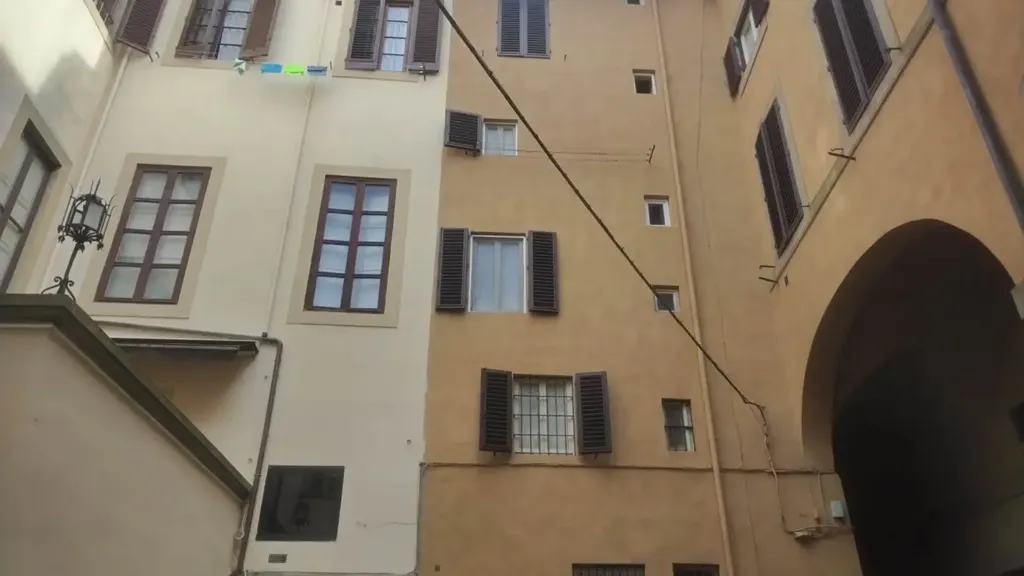 Aed - Renaissance Studio in Florence's Historic Centre