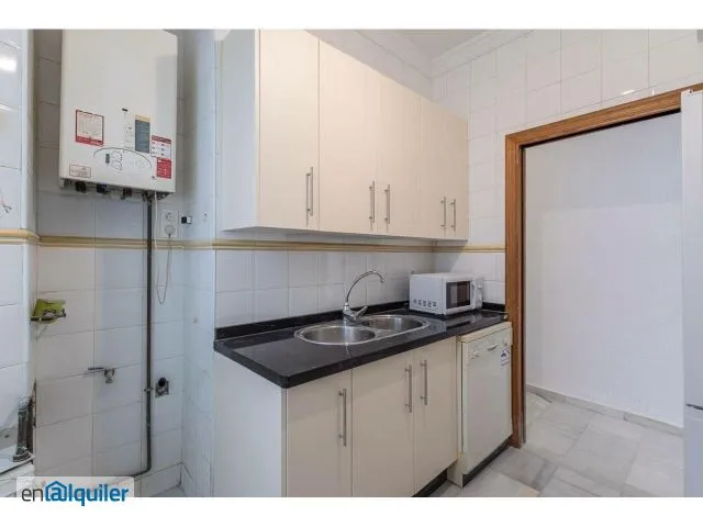 Kitchen - Modern Flat with Lift in Granada