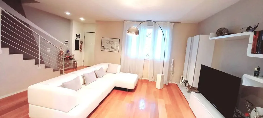 Elutuba - Luxury Terraced House with Garden in Prato