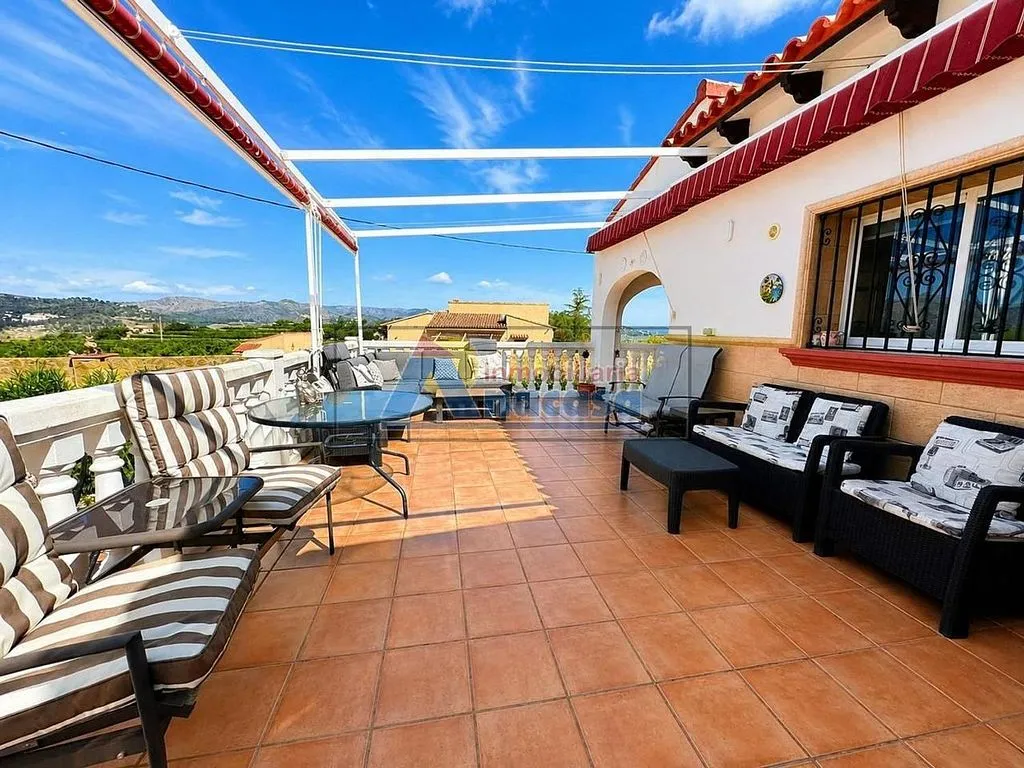 Terrass - Chalet with Pool and Terrace in Villalonga