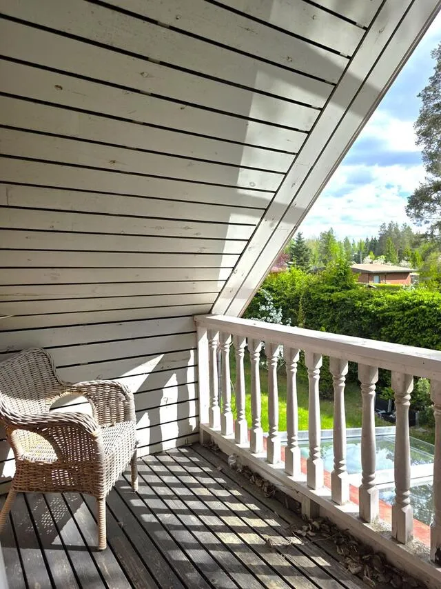 Rõdu - Modernised House with Balcony and Sauna in Helsinki