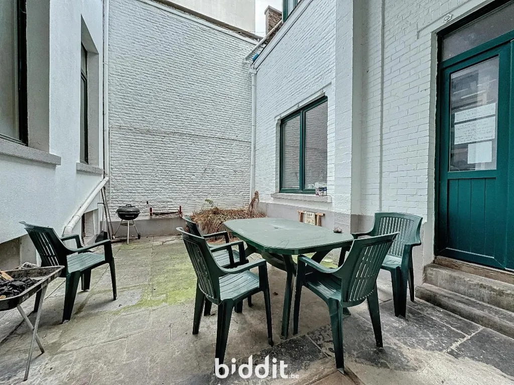 Jardin - Immeuble de Rapport avec Dépendances Rue des Fabriques