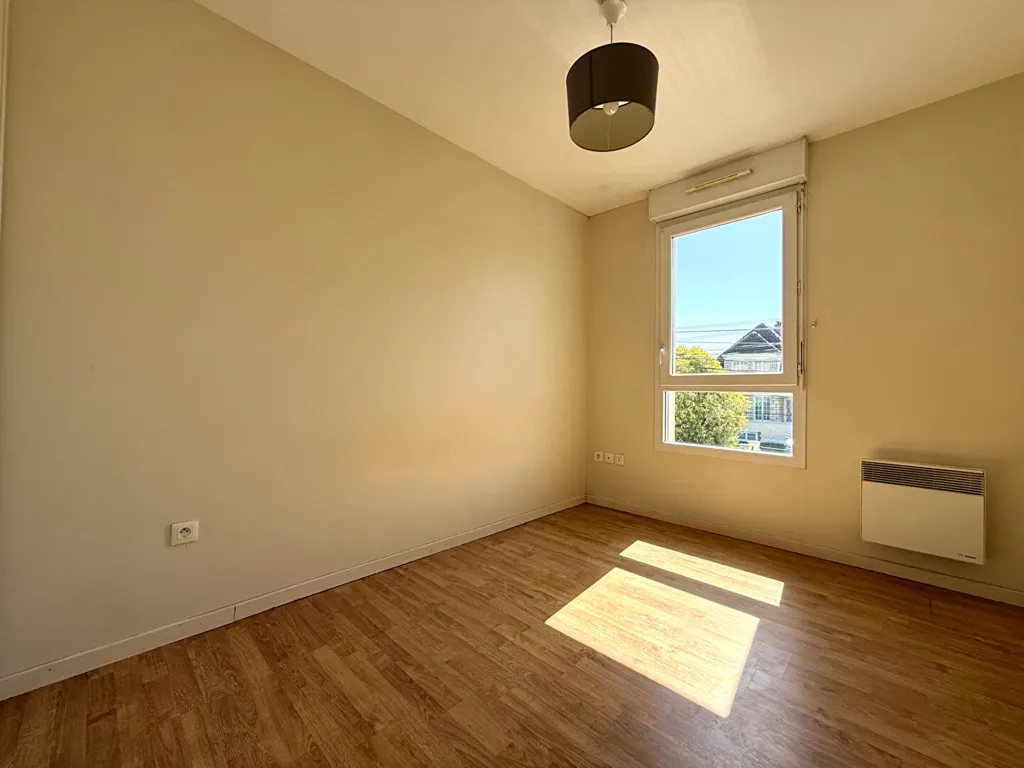 Pièces - Appartement T2 avec Balcon Centre-Ville Magny-Les-Hameaux