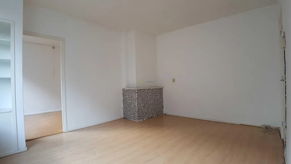 Pièces - Furnished Studio with Balcony in Rotterdam Vreewijk