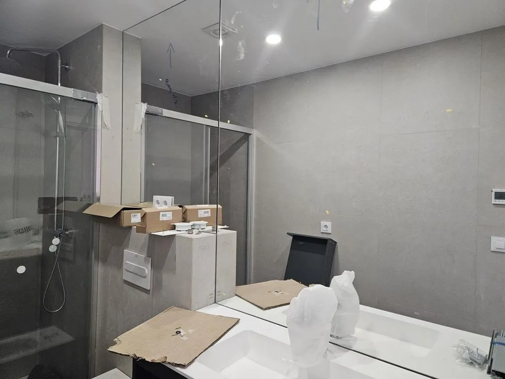 Vannitoad - Newly Built Apartment with Sea View in Els Grecs