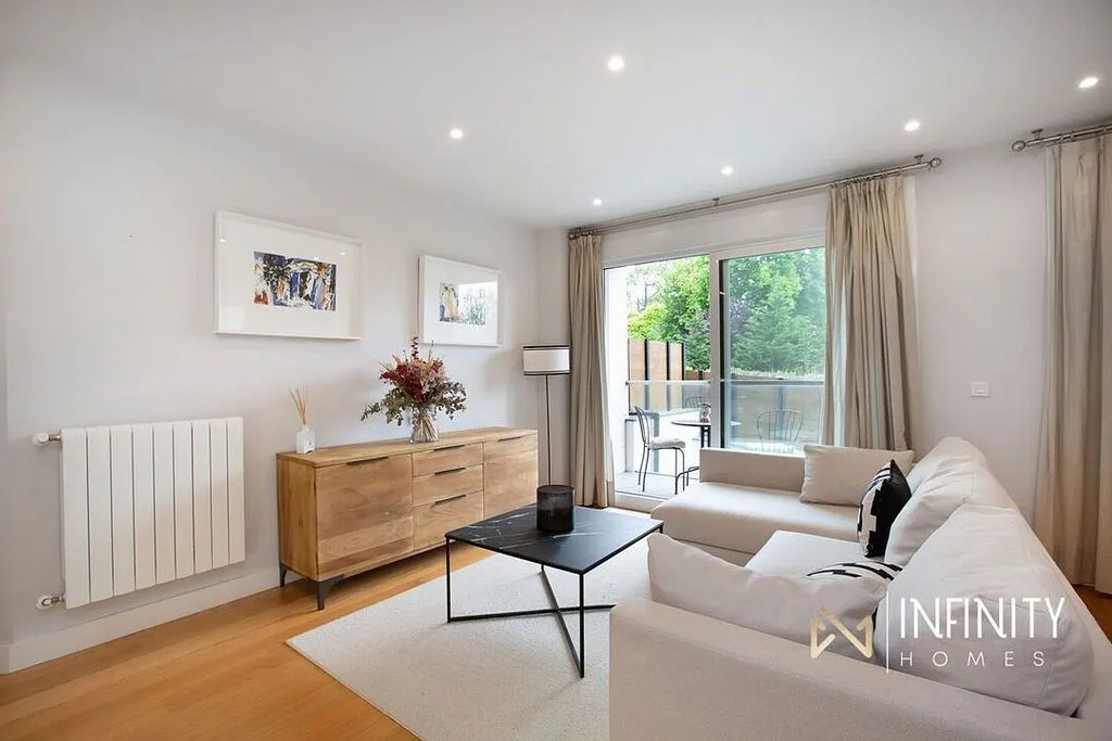 Living Room - Duplex with Terrace in La Galea, Getxo