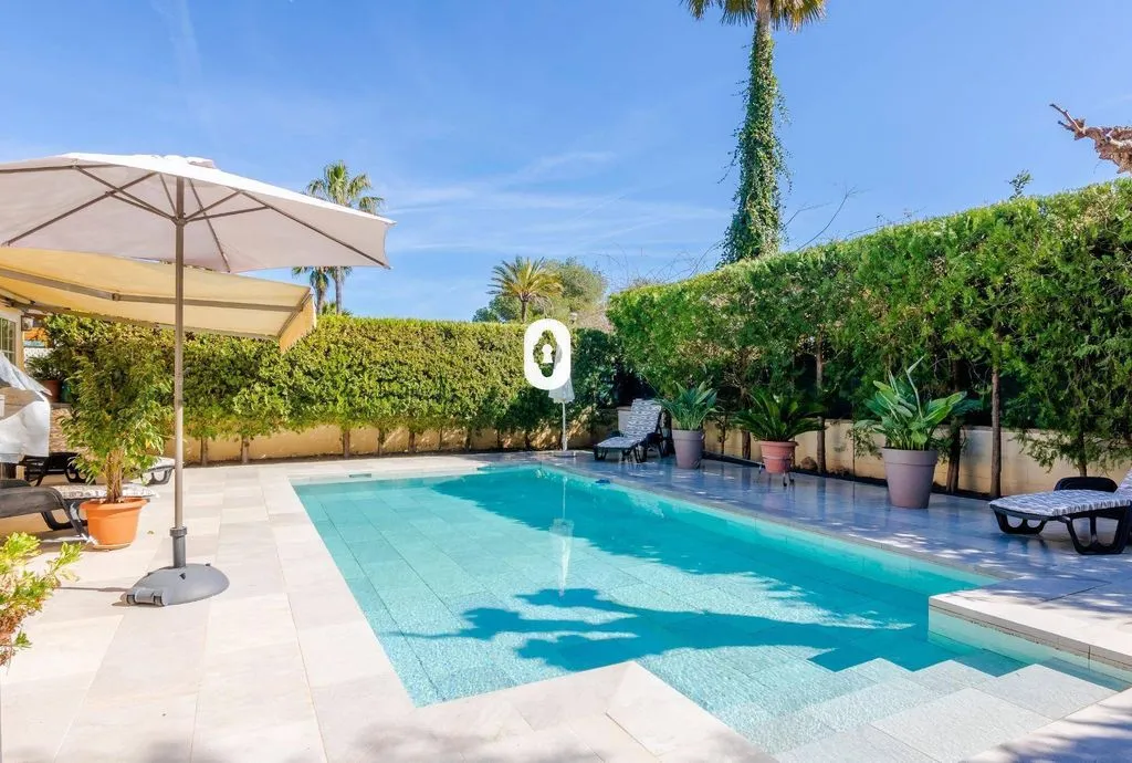 Piscine - Semi-Detached Villa with Pool in Playas de Muro