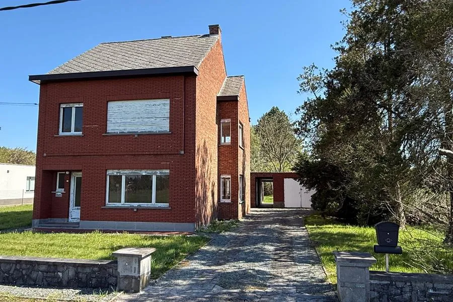 Exterior - Renovatable House with Garden in Baal