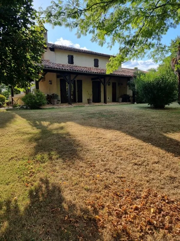 Aed - Villa with Pool in Quiet Lot-et-Garonne Setting