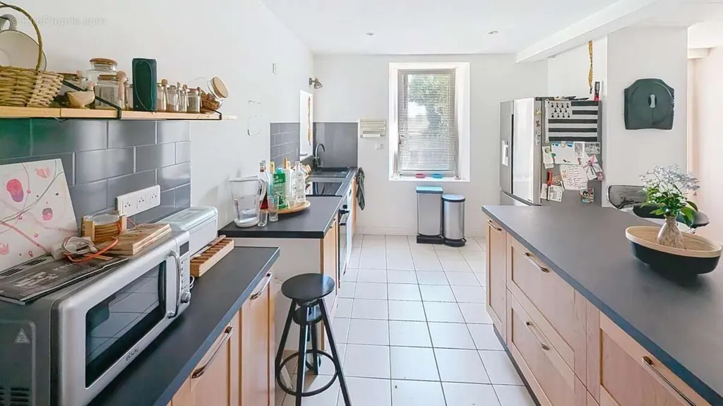 Cucina - 1930s House with Large Workshop in Guiscriff