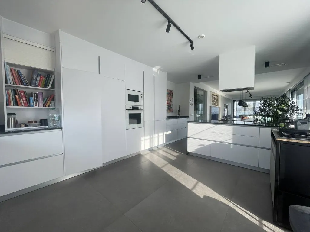 Cuisine - Luxury Villa with Sea View in Finestrat