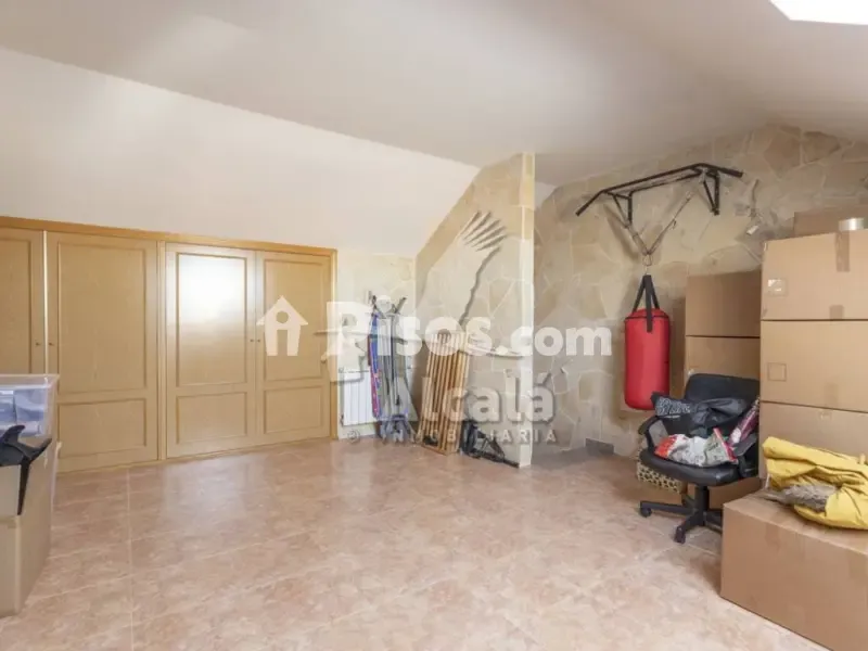 Garage - Adosado with Jacuzzi in Torrejón del Rey