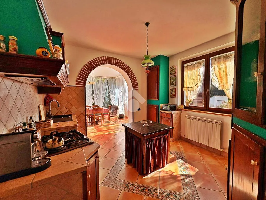 Cuisine - Renovated Villa with Pool in Fabriano