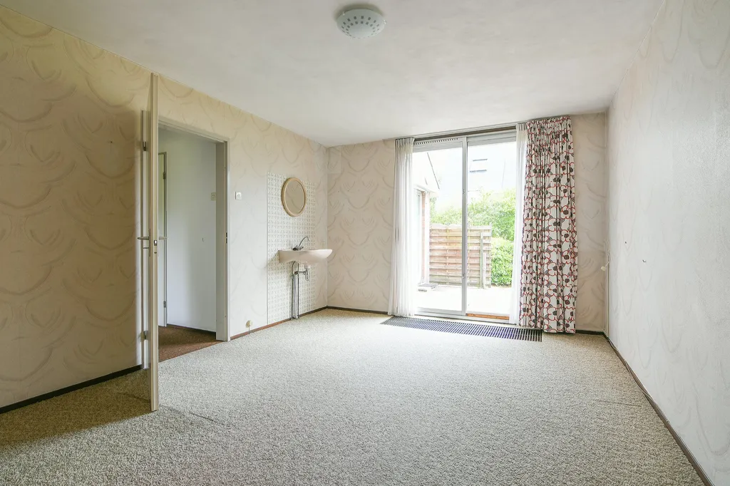 Magamistoad - Villa with Garden on Spacious Plot in Hoofddorp
