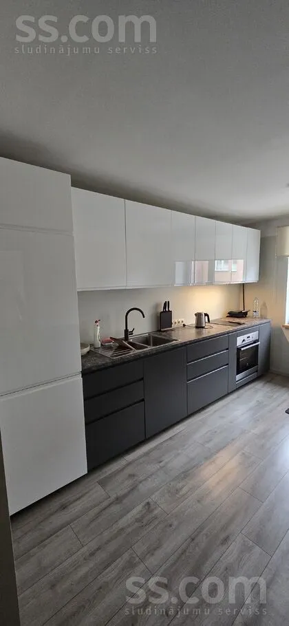 Köök - Studio Flat with Balcony in Madona Centre