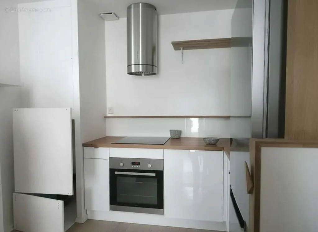 Köök - Charmful Flat with Oak Parquet in Orléans