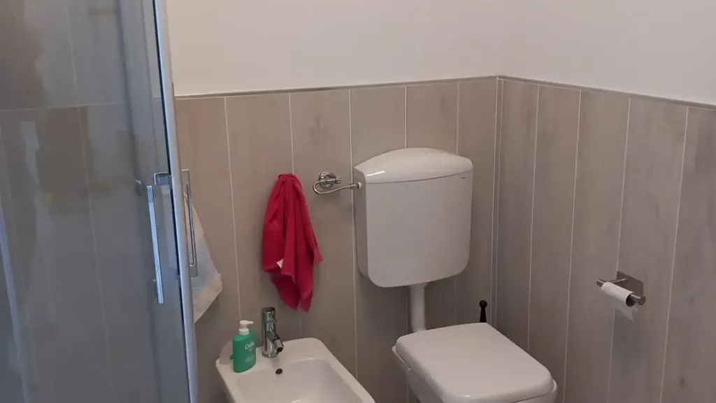Salles de bain - Appartement 3 pièces à IT