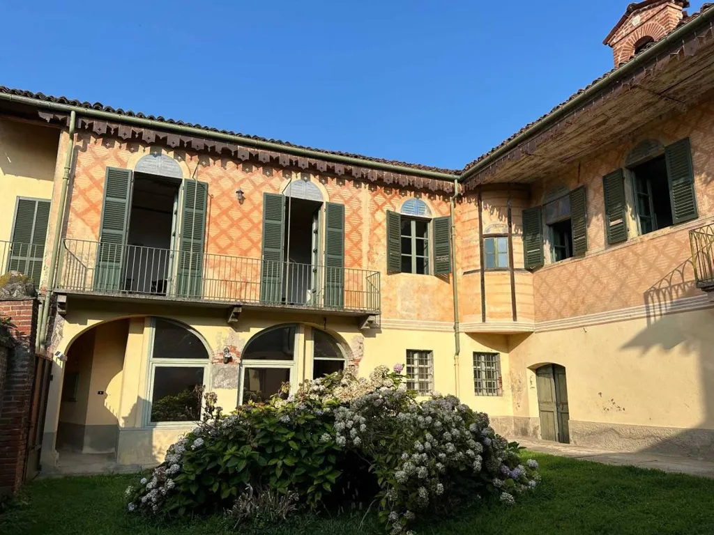 Extérieur - Characterful Triplex with Terraces in Pagno