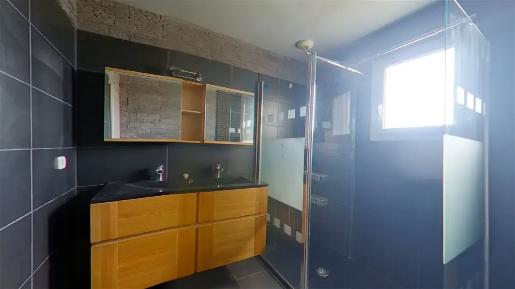 Bagni - Contemporary House with Garden in Vouillé