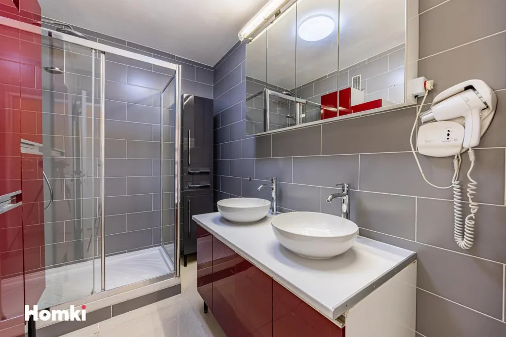Salles de bain - Appartement T2 avec Balcon à Paris 75011