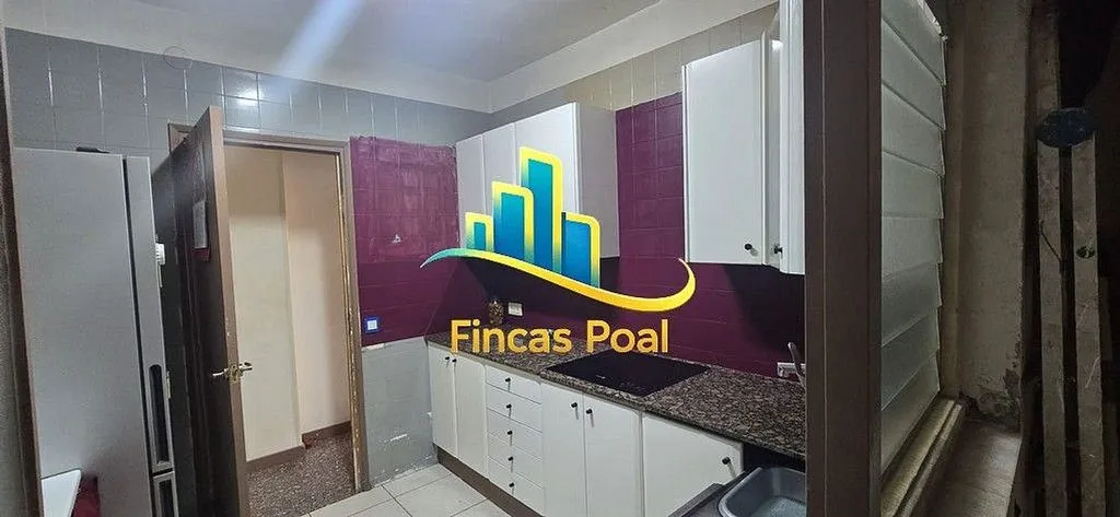 Köök - Apartment with Balcony in Castelldefels