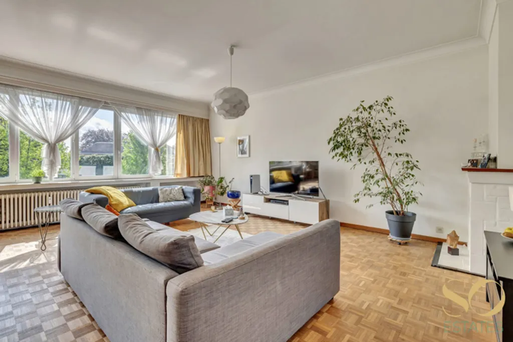 Séjour - Appartement Traversant avec Terrasse à Woluwé-Saint-Pierre
