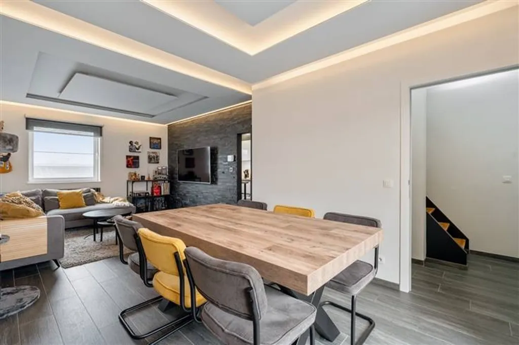 Söögituba - Duplex with Balcony near Autoroute in Town Centre