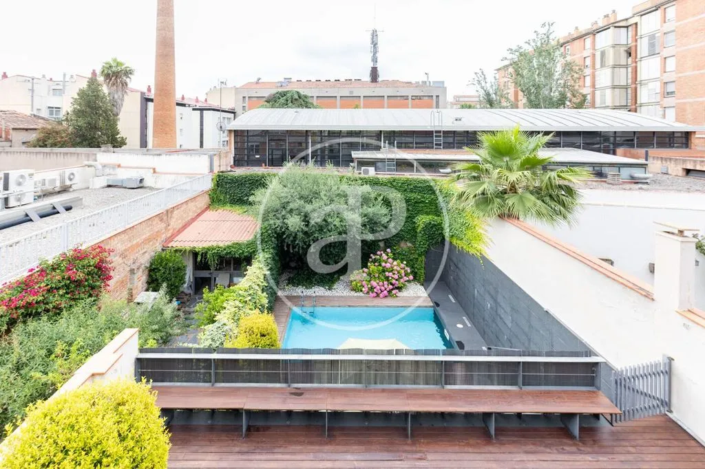 Vue aérienne - Luxury Townhouse with Pool in Sabadell Centre