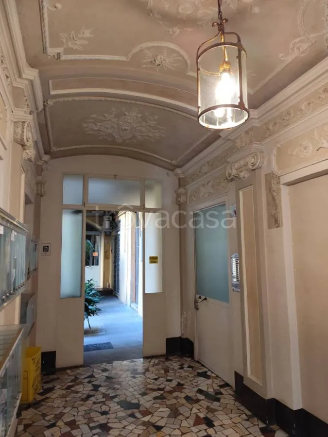 hallway_entrance