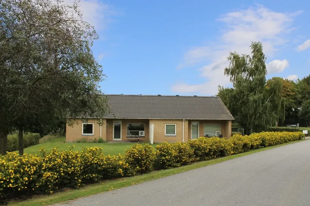 Välivaade - Two-Bedroom Flat on Vestergade, Nørager