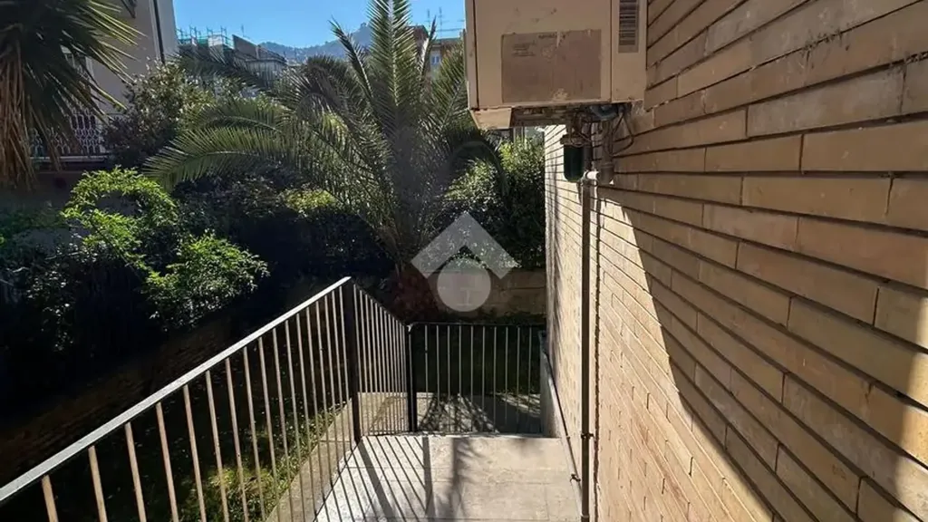 Balcon - Rented Office-Style Flat in Central Cassino