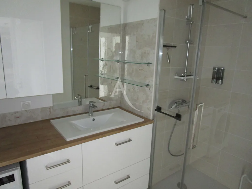 Vannitoad - Modern Flat with Balcony in Saint Jean de Monts Centre