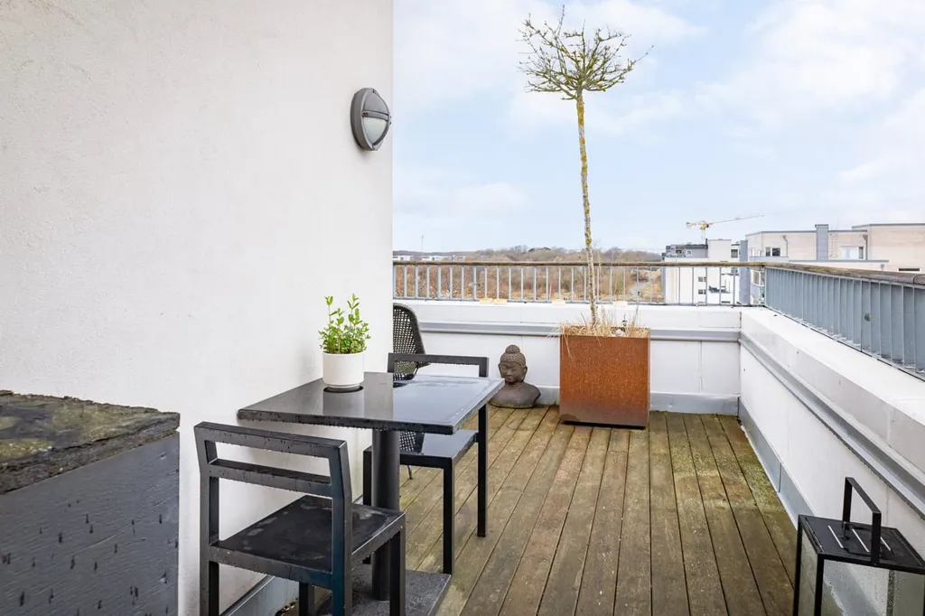 Terrasse - Modern Two-Bedroom Flat with Dual Terraces in Malmö