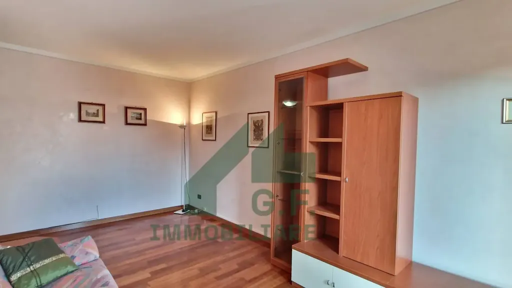 Séjour - Apartment with Terrace in Lanzago Centre