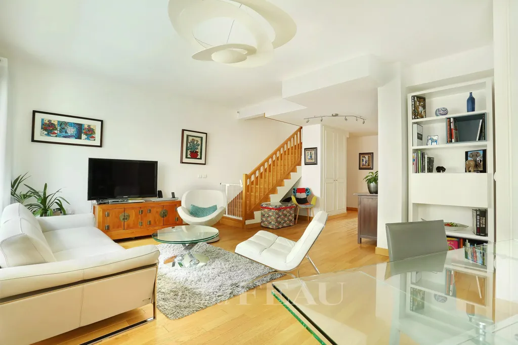 Séjour - Duplex avec Vue Tour Eiffel à Paris XVe - Dupleix