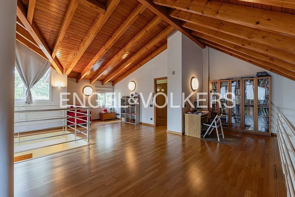 Toad - Chalet with Pool and Terrace in Mira-sol