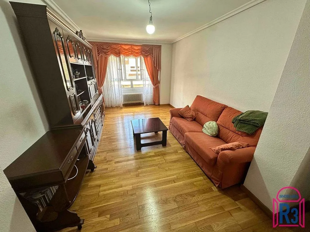 Séjour - 3-Bed Flat with Terrace in San Esteban